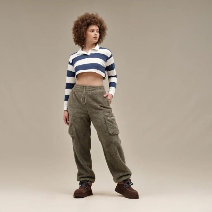 Nyisha UGGfluff -cargohousut Nyisha UGGfluff -cargohousut