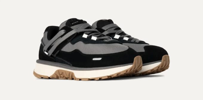 UGG RetroFi Low