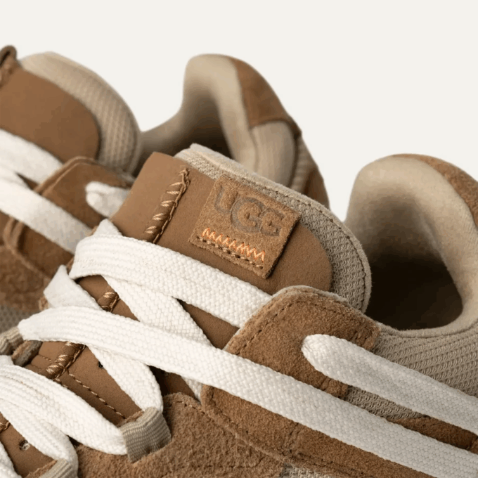 UGG RetroFi Low