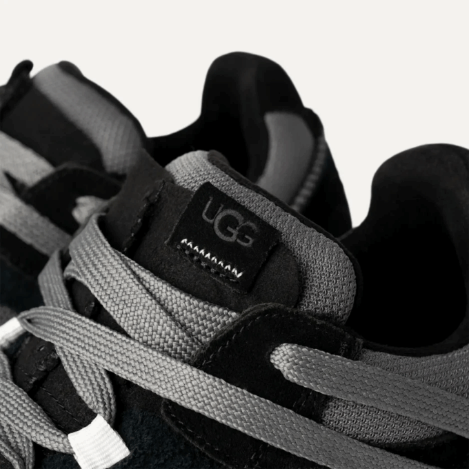 UGG RetroFi Low