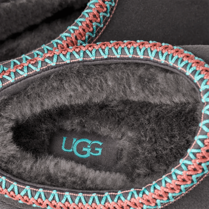 UGG Tasman II